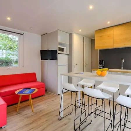 Mobil-home 3 Chambres, Animaux Acceptes - 6 Pers. - Api-1-52-2544 Saint-Jean-de-Monts
